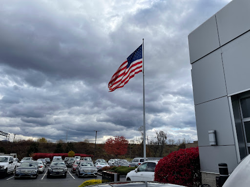 Mercedes Benz Dealer «New Country Motor Cars, Inc», reviews and photos, 1 Weston St, Hartford, CT 06120, USA