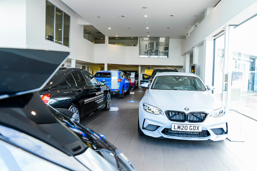 Berry Heathrow  Authorised BMW Retailer