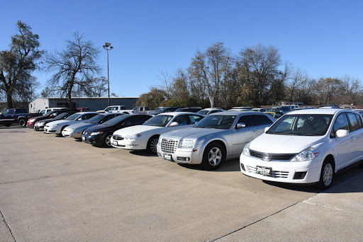 Used Car Dealer «Murray Motors Inc», reviews and photos, 2602 NE 46th Ave, Des Moines, IA 50317, USA