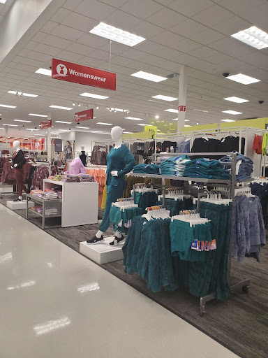 Department Store «Target», reviews and photos, 1135 Woodstock Rd, Roswell, GA 30075, USA
