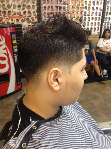 Barber Shop «Cutz Too Barber Shop», reviews and photos, 1719 E Lake St, Minneapolis, MN 55407, USA