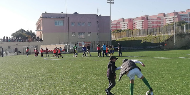 Avaliações doAssociação Desportiva Almada 2015 em Almada - Campo de futebol