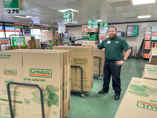 Truck Rental Agency «U-Haul Moving & Storage of Chatsworth», reviews and photos, 21326 Devonshire St, Chatsworth, CA 91311, USA