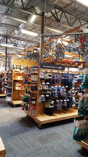 Camping Store «REI», reviews and photos, 11950 Grand Commons Ave, Fairfax, VA 22030, USA