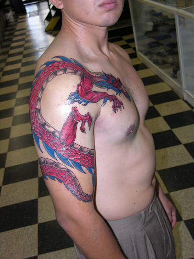 Tattoo Shop «Hollywood Tattoos», reviews and photos, 104 Market St, Newark, NJ 07102, USA