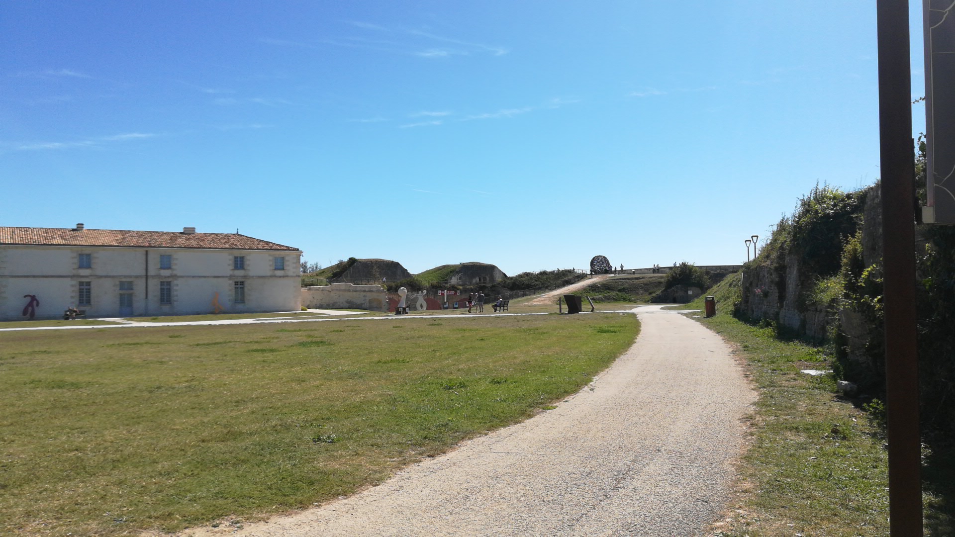Photo n° 20 de l'avis de L&T. fait le 04/09/2019 à 10:53