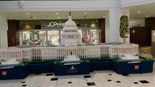 Shopping Mall «Glendale Galleria», reviews and photos, 100 W Broadway, Glendale, CA 91210, USA