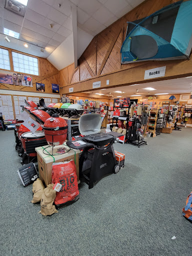 Outdoor Sports Store «Kittery Trading Post», reviews and photos, 301 US-1, Kittery, ME 03904, USA