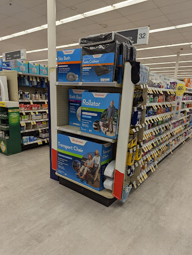 Drug Store «Walgreens», reviews and photos, 3125 NJ-27, Franklin Park, NJ 08823, USA