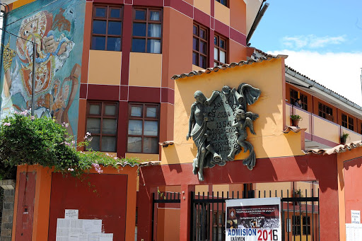 Escuela de arquitectura Ayacucho