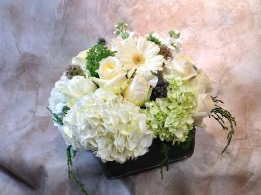 Florist «Tiger Lily Flowers», reviews and photos, 569 Cedar Ln, Teaneck, NJ 07666, USA