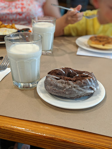 Bakery «Hole In One Bakery and Coffee Shop», reviews and photos, 4295 US-6, Eastham, MA 02642, USA