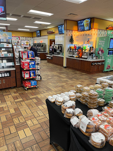 Convenience Store «Kwik Trip #621», reviews and photos, 102 Express Way, Bonduel, WI 54107, USA