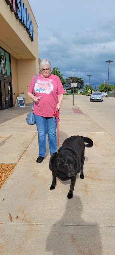 Pet Supply Store «PetSmart», reviews and photos, 3210 E Lynn Blvd, Sterling, IL 61081, USA