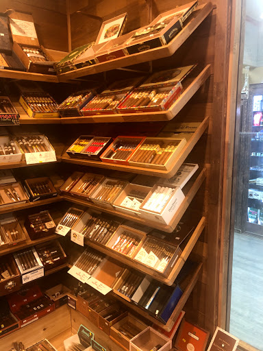 Tobacco Shop «Smoke Shop», reviews and photos, 13055 Riverdale Dr NW, Minneapolis, MN 55448, USA