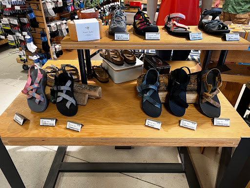 Camping Store «REI», reviews and photos, 63 W Aylesbury Rd, Timonium, MD 21093, USA