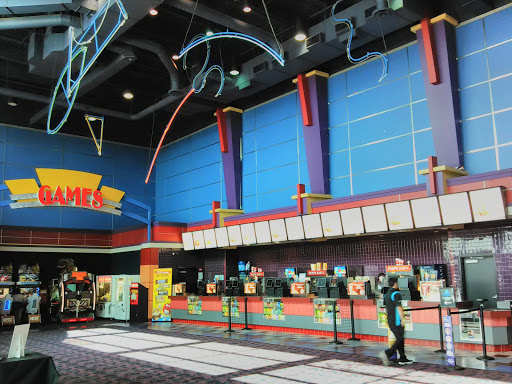 Movie Theater «Regal Cinemas Longview 14», reviews and photos, 3070 N Eastman Rd, Longview, TX 75605, USA