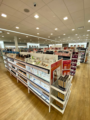 Hair Salon «Ulta Beauty», reviews and photos, 9141 W Stockton Blvd, Elk Grove, CA 95758, USA