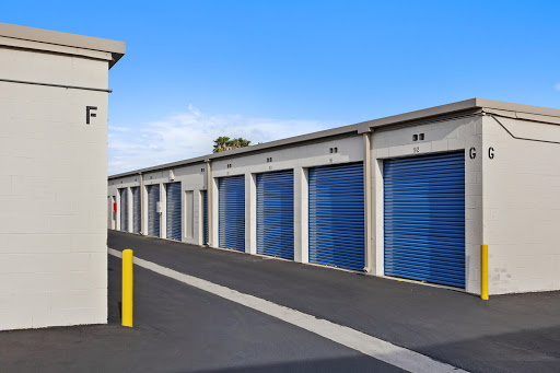 Self-Storage Facility «US Storage Centers», reviews and photos, 9818 De Soto Ave, Chatsworth, CA 91311, USA