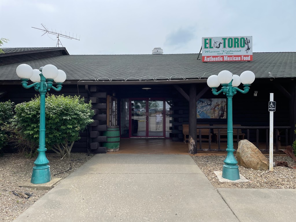 El Toro Family Restaurant 16319