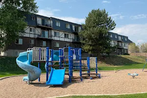 Jewell Park Apartments image