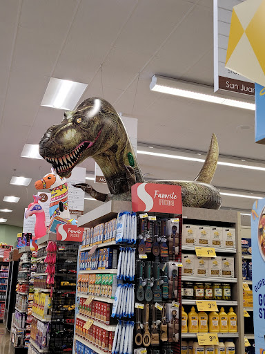 Grocery Store «Safeway», reviews and photos, 5450 Dewey Dr, Fair Oaks, CA 95628, USA