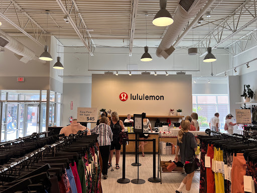 Sportswear Store «lululemon», reviews and photos, 6800 N 95th Ave #380, Glendale, AZ 85305, USA