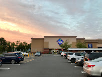 Sam's Club