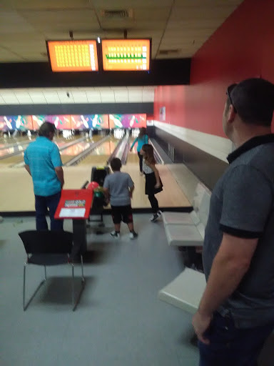Bowling Alley «AMF Leesburg Lanes», reviews and photos, 2813 W Main St, Leesburg, FL 34748, USA