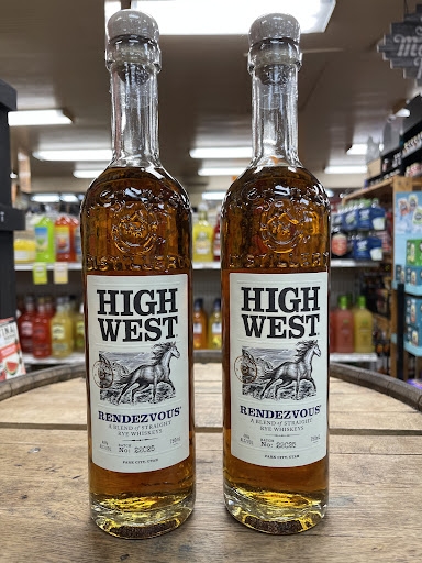 Liquor Store «Peavine Wine & Spirits», reviews and photos, 745 Peavine Rd, Crossville, TN 38571, USA