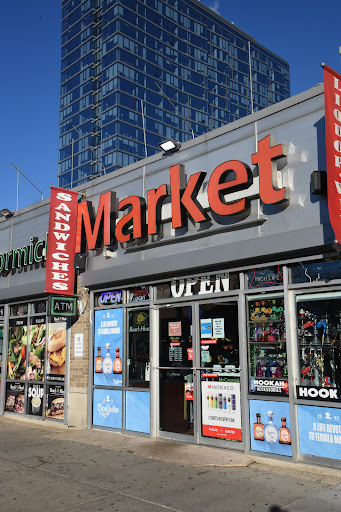 Convenience Store «McCormick Market», reviews and photos, 80 E Cermak Rd C, Chicago, IL 60616, USA