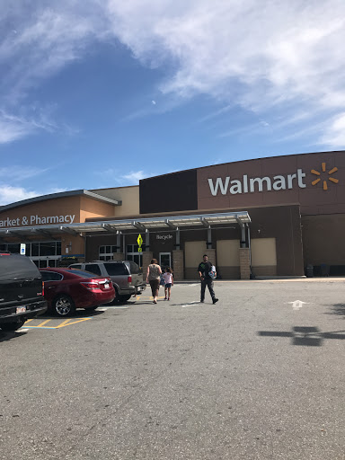 Department Store «Walmart Supercenter», reviews and photos, 30 Memorial Dr, Avon, MA 02322, USA