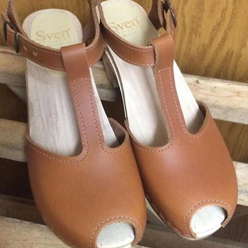 Shoe Store «Sven Factory Outlet Store», reviews and photos, 10000 Lake Blvd, Chisago City, MN 55013, USA