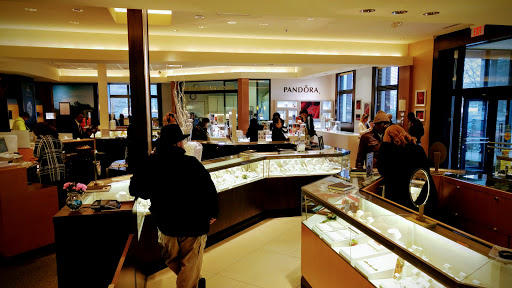 Jewelry Store «Jared The Galleria of Jewelry», reviews and photos, 3001 Turner Hill Rd, Lithonia, GA 30038, USA