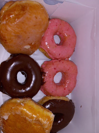Donut Shop «Master Donuts of Dayton», reviews and photos, 3035 Rhea County Hwy #190, Dayton, TN 37321, USA