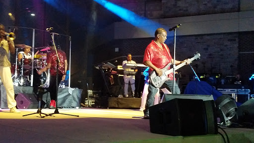 Live Music Venue «The Pavilion at Wolf Lake Memorial Park», reviews and photos, 2324 Calumet Ave, Hammond, IN 46320, USA