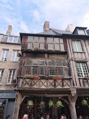 Blanc du Nil / White Shop à Dinan