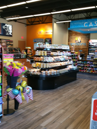 Convenience Store «Seasons Corner Market», reviews and photos, 8 Cranberry Hwy, West Wareham, MA 02576, USA