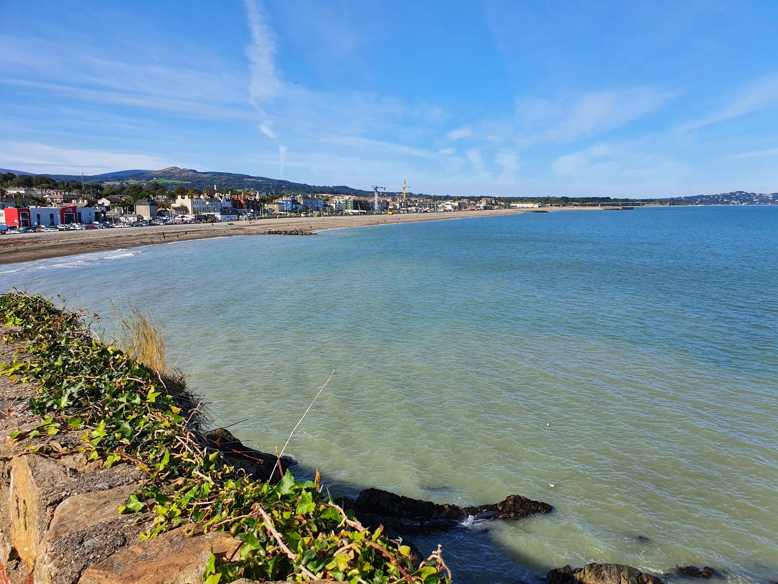 Bray Beach'in fotoğrafı imkanlar alanı