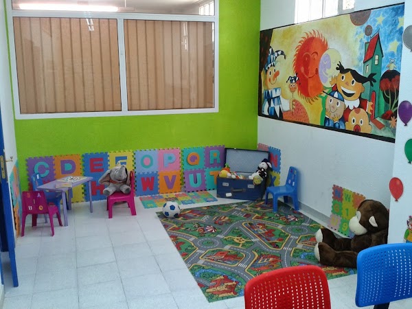Imagen de hi school of english (3 de 5)