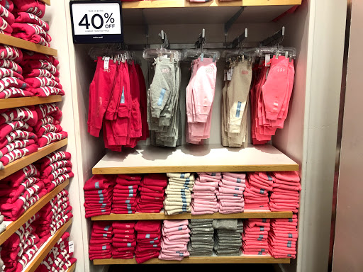 Clothing Store «Gap Outlet», reviews and photos, 11401 NW 12th St, Miami, FL 33172, USA
