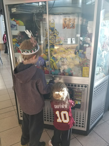 Shopping Mall «Chesapeake Square Mall», reviews and photos, 4200 Portsmouth Blvd, Chesapeake, VA 23321, USA