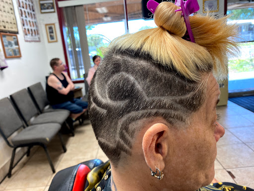 Barber Shop «Catia Family Barbershop Salon», reviews and photos, 4146 Grand Blvd, New Port Richey, FL 34652, USA