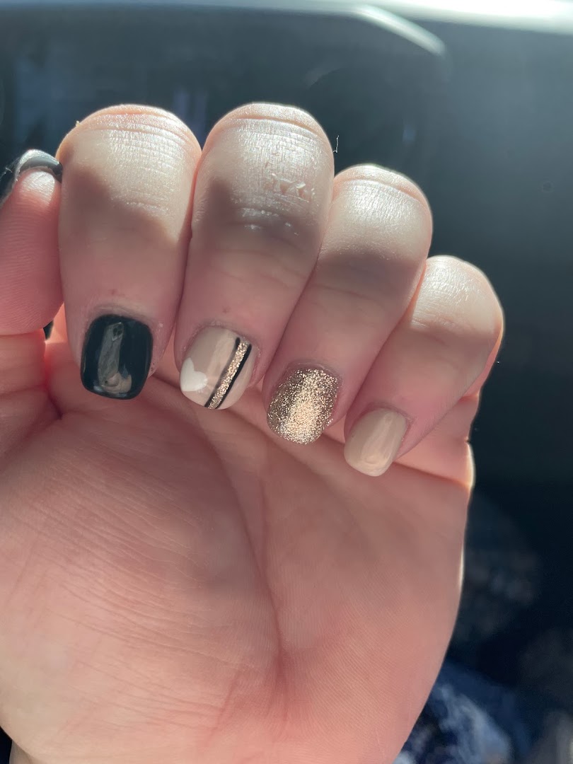 Nails Arts