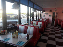 Atmosphère du Restaurant américain Happy Diner/ Jerry's pub à Rumilly - n°11