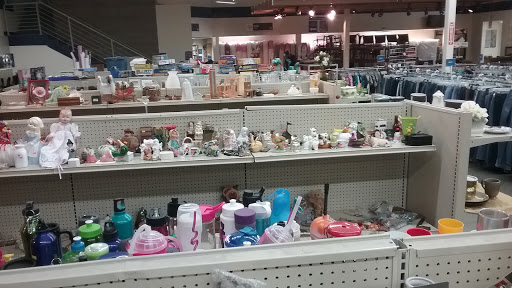 Thrift Store «St. Vincent de Paul», reviews and photos, 575 Rainier Ave N, Renton, WA 98057, USA