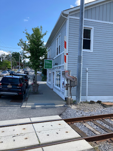 Better Homes and Gardens Real Estate Green Team