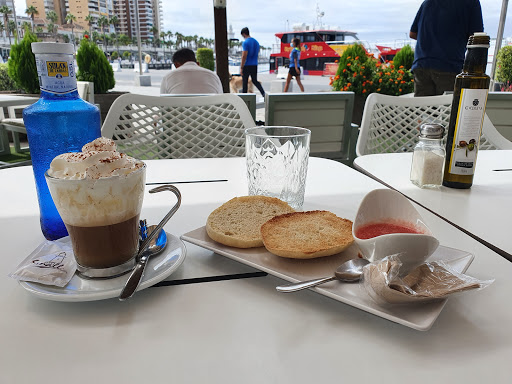 Small-Café