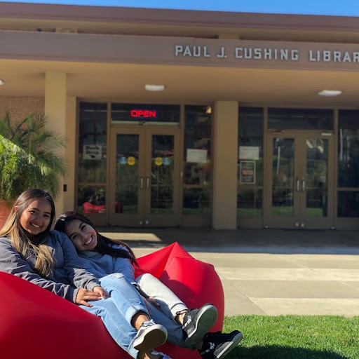 Private University «Holy Names University», reviews and photos