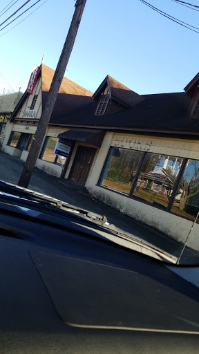 Used Book Store «Trade N Books», reviews and photos, 1416 Madison Ave, Montgomery, AL 36107, USA